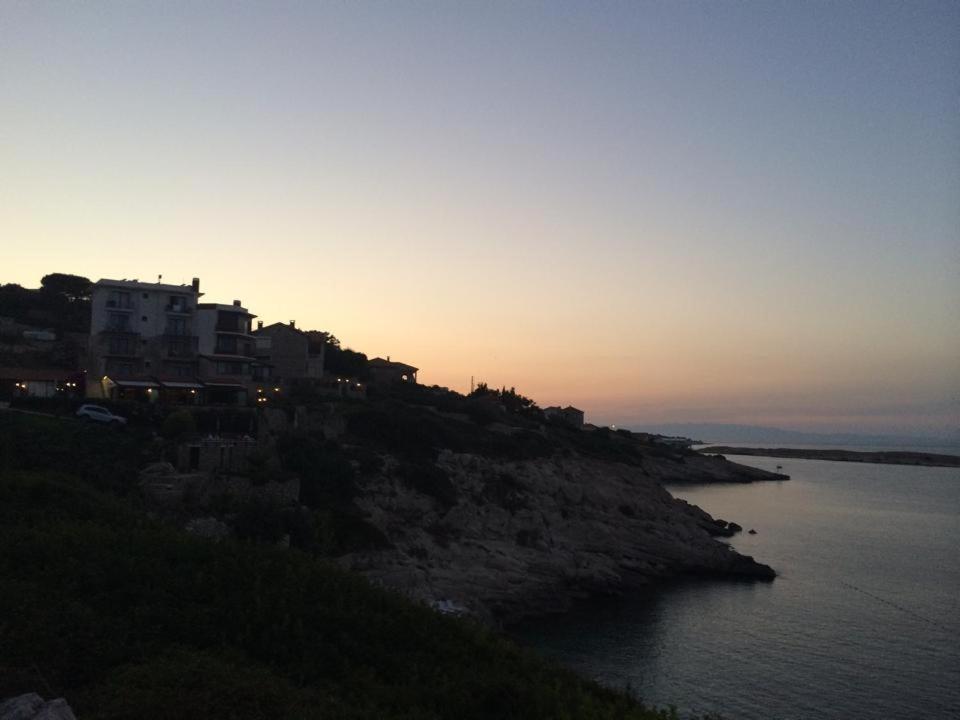 Nergis Hotel Karaburun  Exterior photo