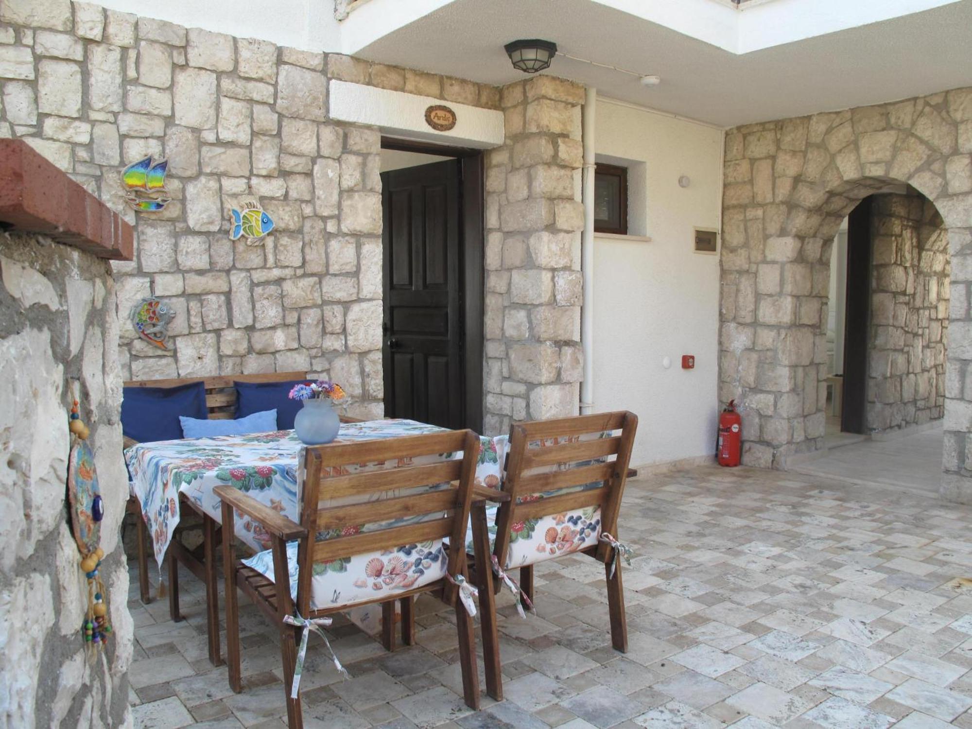 Nergis Hotel Karaburun  Exterior photo